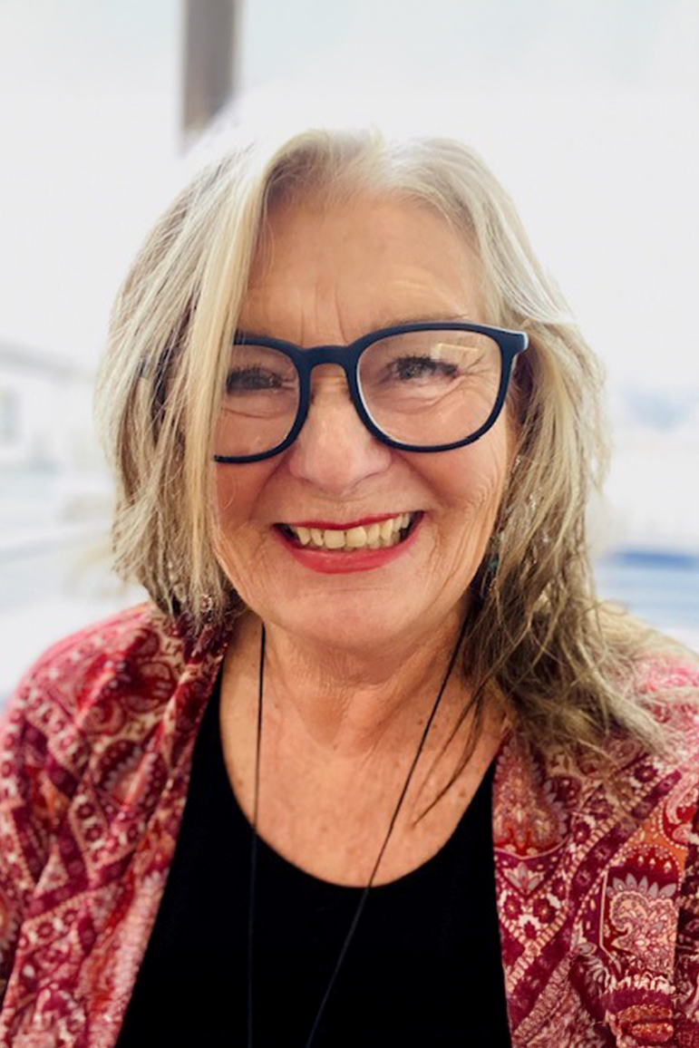 Karen-Pennington-Smith Karen Pennington-Smith - Social Worker