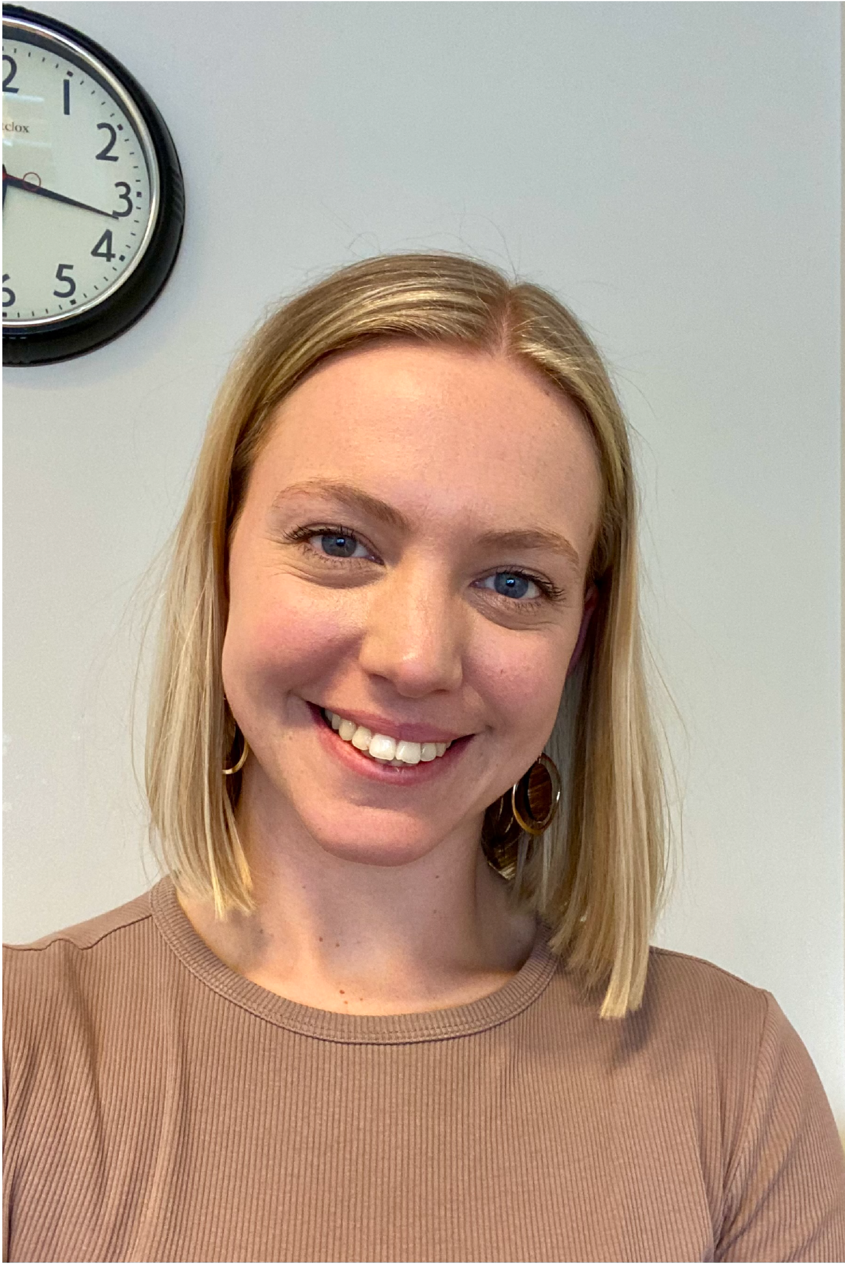 SM-Updated-Profile-Photo-2026 Kelly Lockett - Social Worker